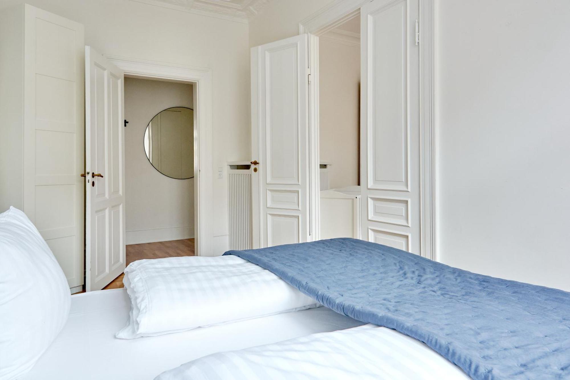 Spacious 3 Bedroom Manor Flat Next To Tivoli Copenhagen Exterior photo
